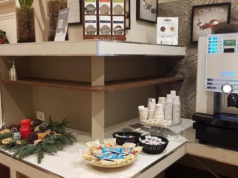 67D2BD9A46741E4F6714FC29172F6E24