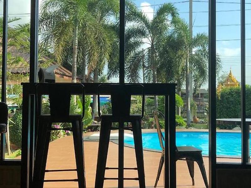 EBD668CD45FB4C58D922081FA4E74599