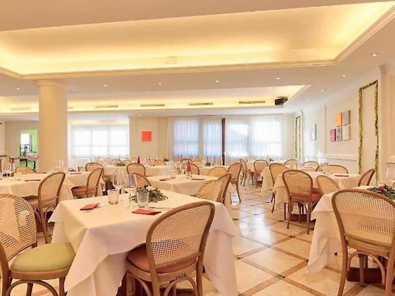 9BA8F3F665A23BF2FB11826256D8F4AF