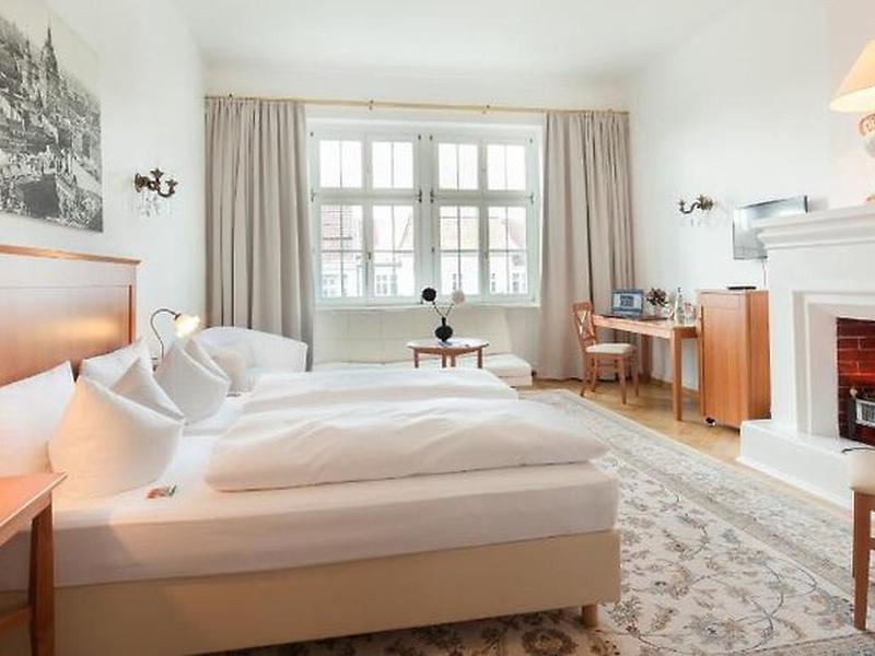 DD5D01786470F3A63965883675F4F245