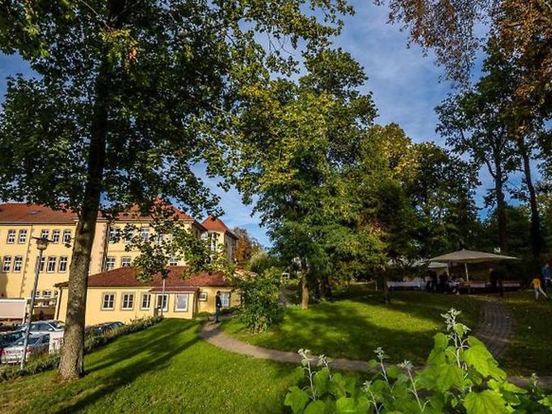 98E2CAD3167FB2CF832702EEEC343253