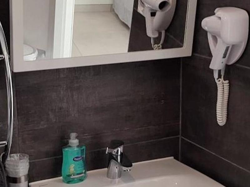 45BB90D2F629A1055A113AD529FC9611