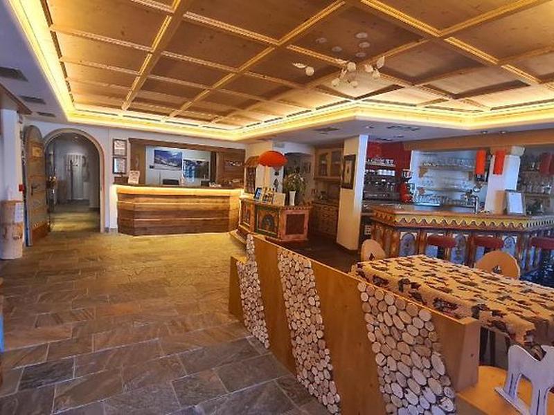 00FFDF9A826C76993584F6FD6E586311