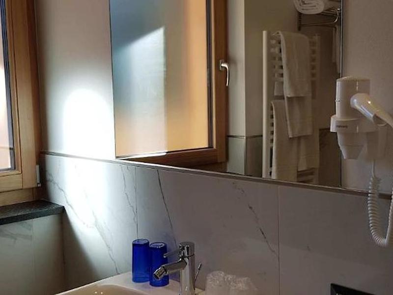 4E981871E323FB1FDC38C45212A84626