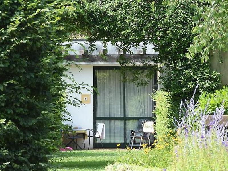 7F8A102B5B80F79C82F73470E4120499