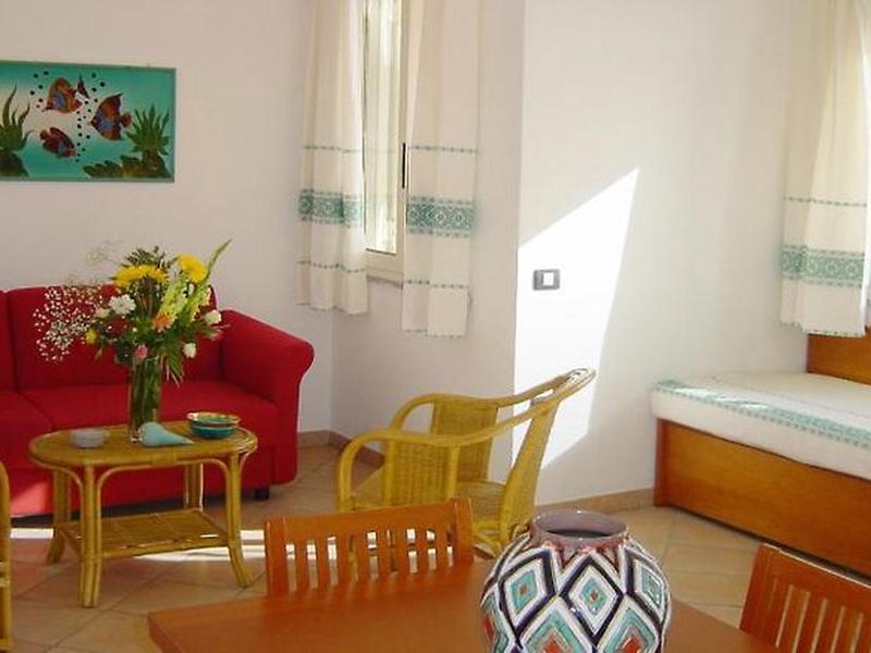 85763932F447BE02205A0C5B1570451D