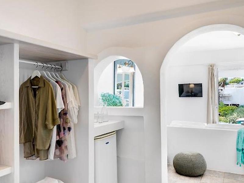 D37DC12D203CA3B2A136BE54B2586DE8