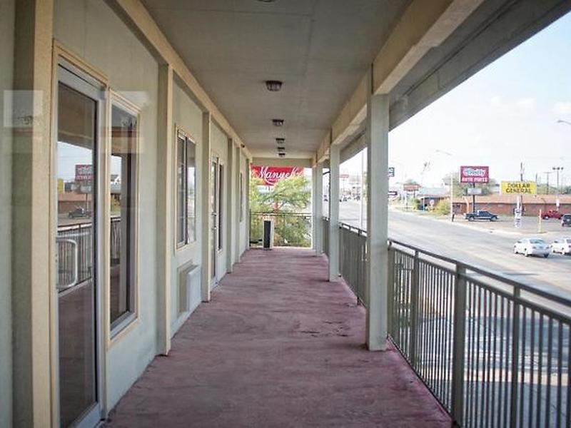 21D9713E61D808D9E6CA37A181FAD40C