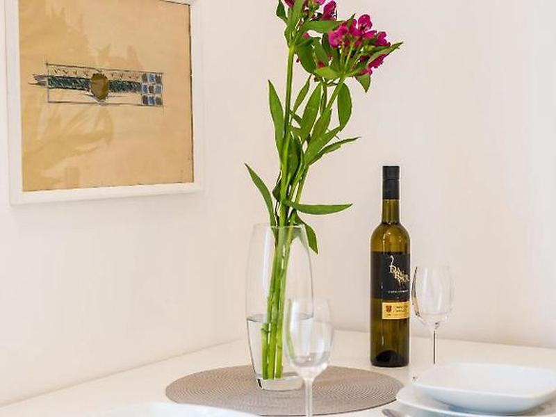 32E6759B1D73BCE61E252367ABBBB486