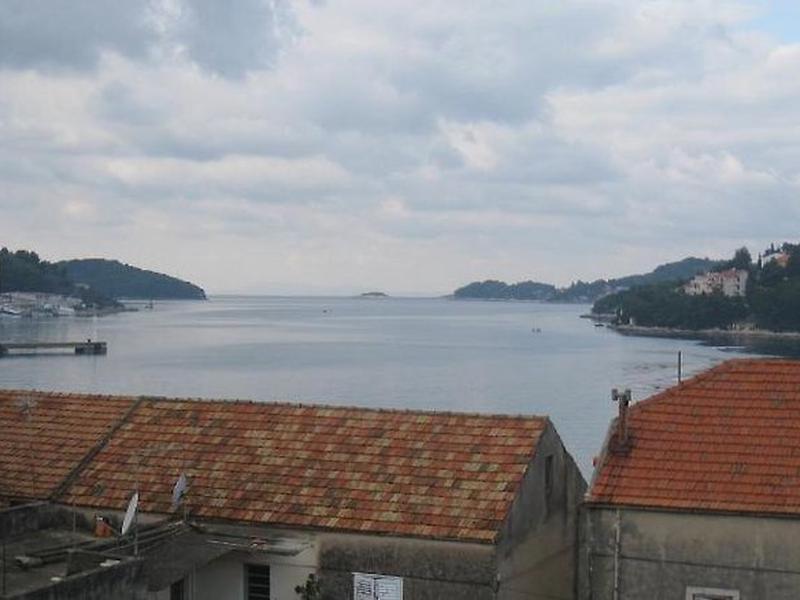 A0DFCE093B96B933196E417F0B7C9D09