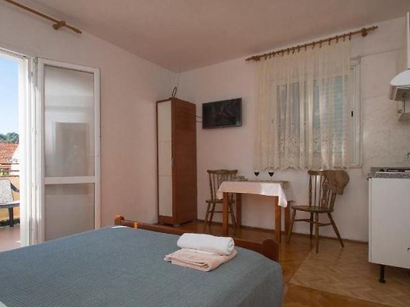 ACE34C16456A110BD6A99C9C5D62C126