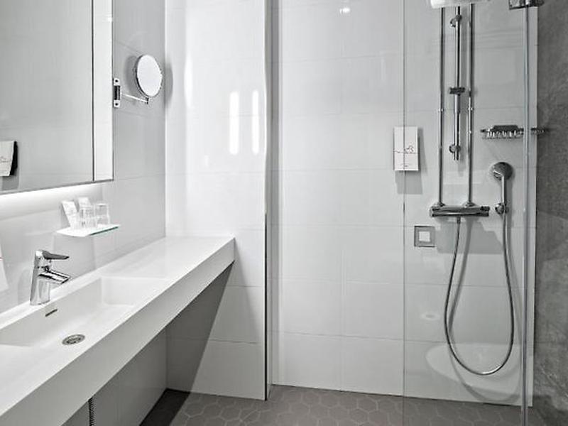 D811F23DD4D01451FDB4D96E91DA910F