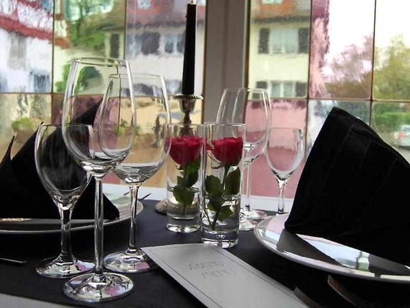 57CC281DDBA8A6BFA0071EB7D1F26165