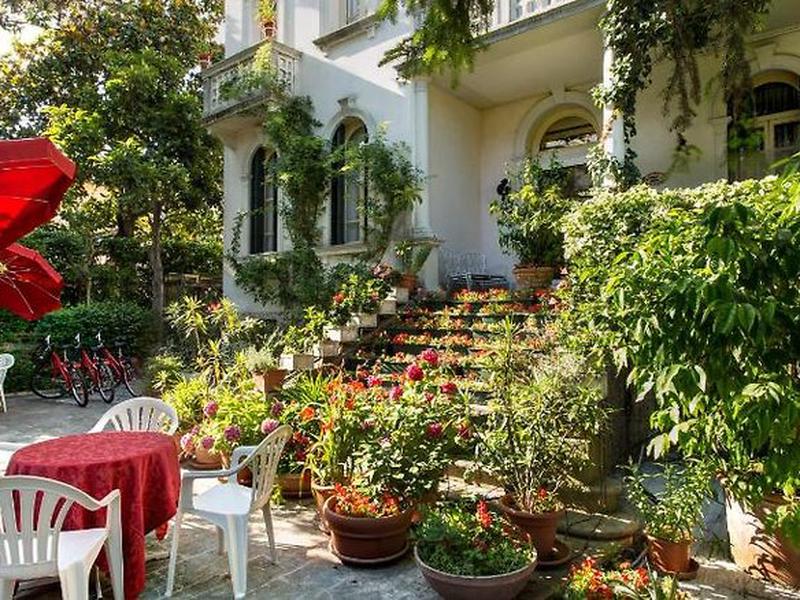 DA5CFC95933D4DA44E17E737B826238D