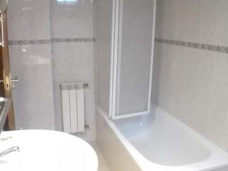 B4B4D30BBB8509333DEF2482C924C765