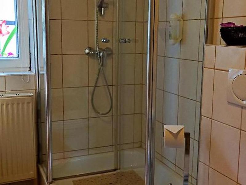 30B6E91A748F19814D82872709341B8A