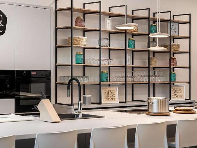 EB013F367AEA88467A80A05DB85788DB