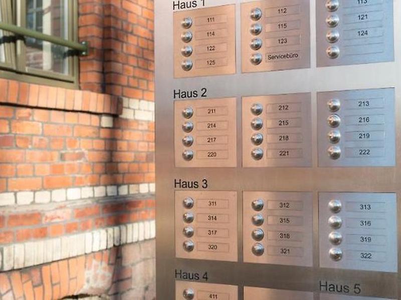 8D1135EB4C46E5367FFDEF9E396AAD50