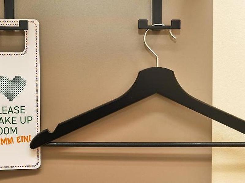 A867F788E04D6EF84EC8EADB11432D17