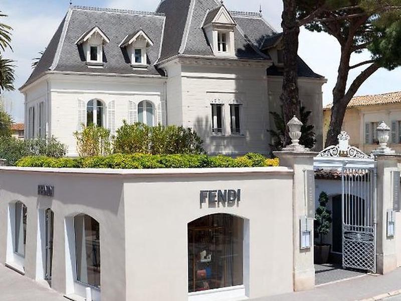 C92AB6C8074C06D72A56505A3DB11B7E