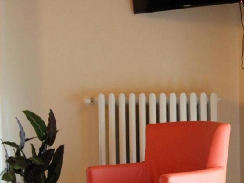 22DB50F55740AC9E0F47D4283619B038