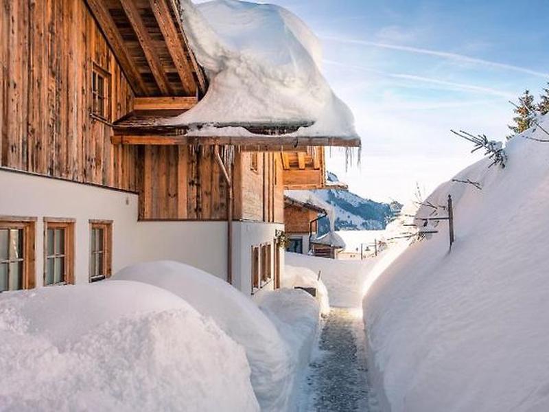 4DFB606E69536ED8C49442F7F42789B2