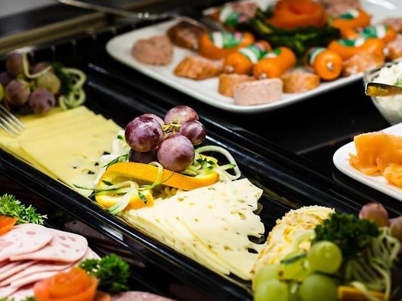 F174A95A19CC0727825625327092AB88