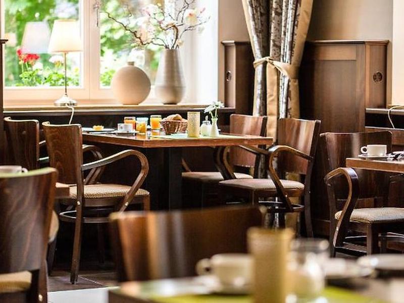 47A8BB1061C0E18FD078784C149E6DE2