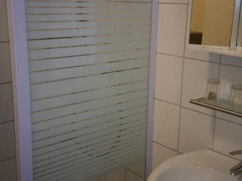 DBE095609807C284EE5F7CE9C5FEF9E3