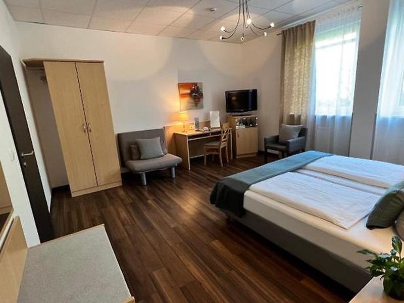 3DFCC964C0424838E8F33A1CC755E4B2