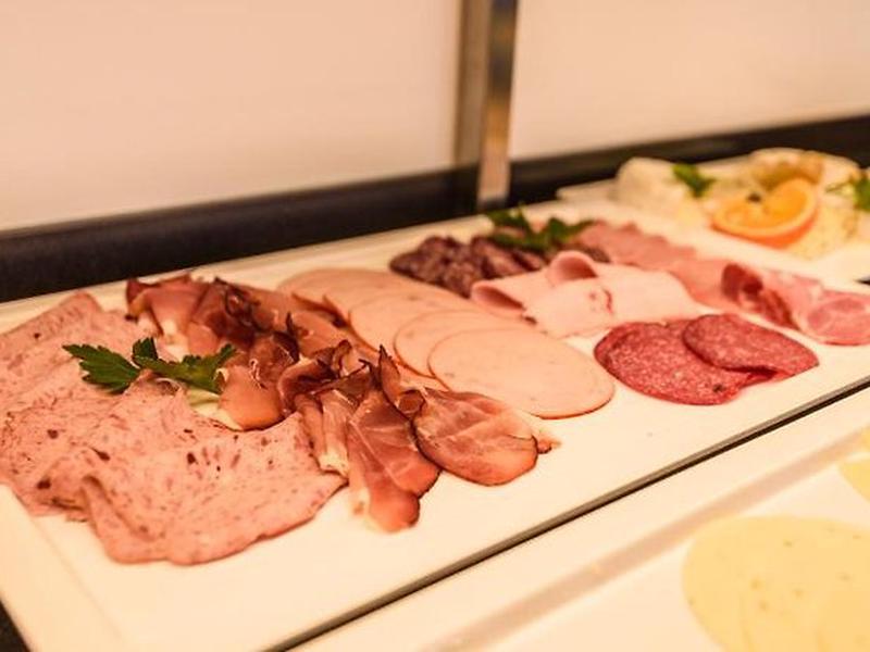 FEF692E0FABD6A9C6805CD4241AD3996