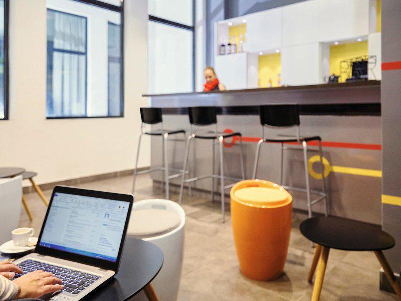 80BFA9A62EFC2AACC90D5C9A04601C3B