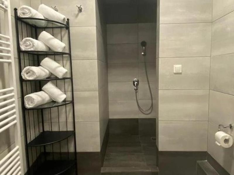 06629B9D2A53FF9D2FAC941642DA32F3