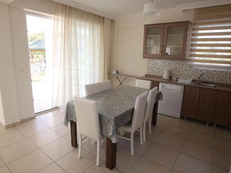 EAAA39BBF288CD9BD93AA1ADF895BC95