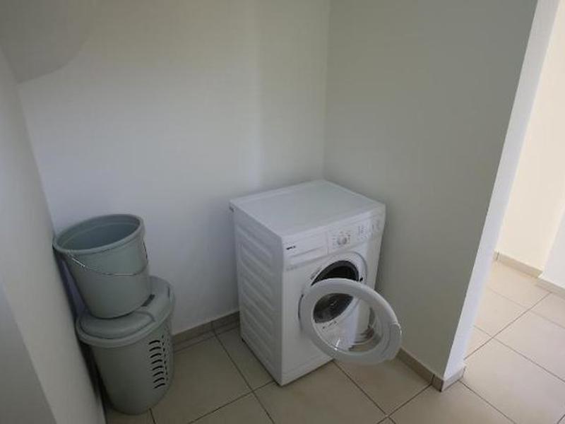 8A0BEDAEADDB7947D9C6B1E978211DAF