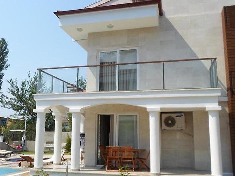 8B77C04A15D988433D844E7B72F850BC