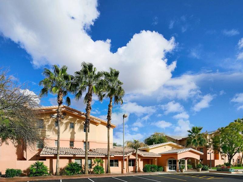 1298027CEB84D4CE630E5179CBB03337