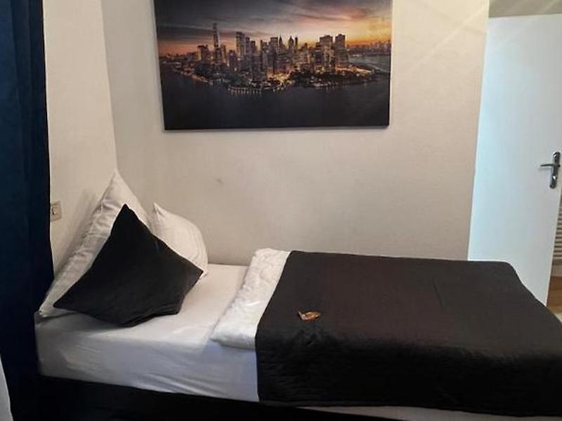 741F65B4FB5279CE75CA7F6383AA2404