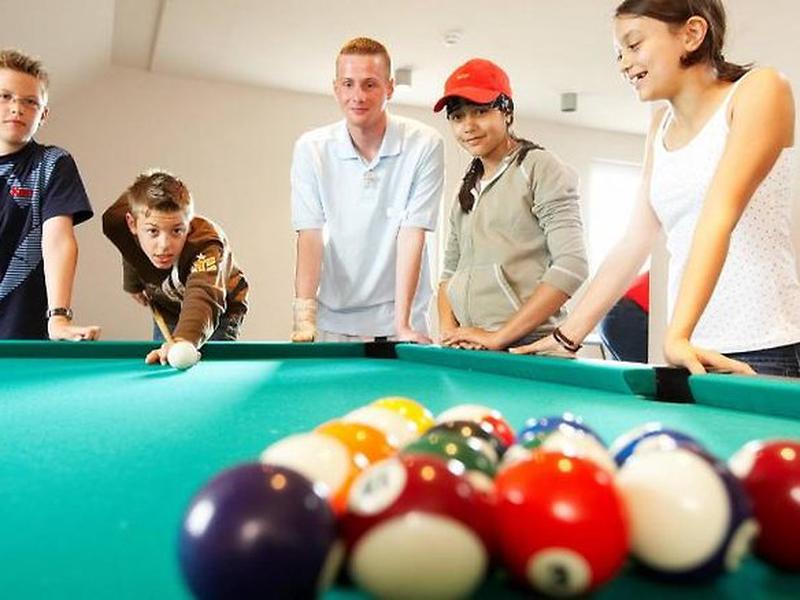 8B4693239B8FB5B9C0F501A68535FCDE