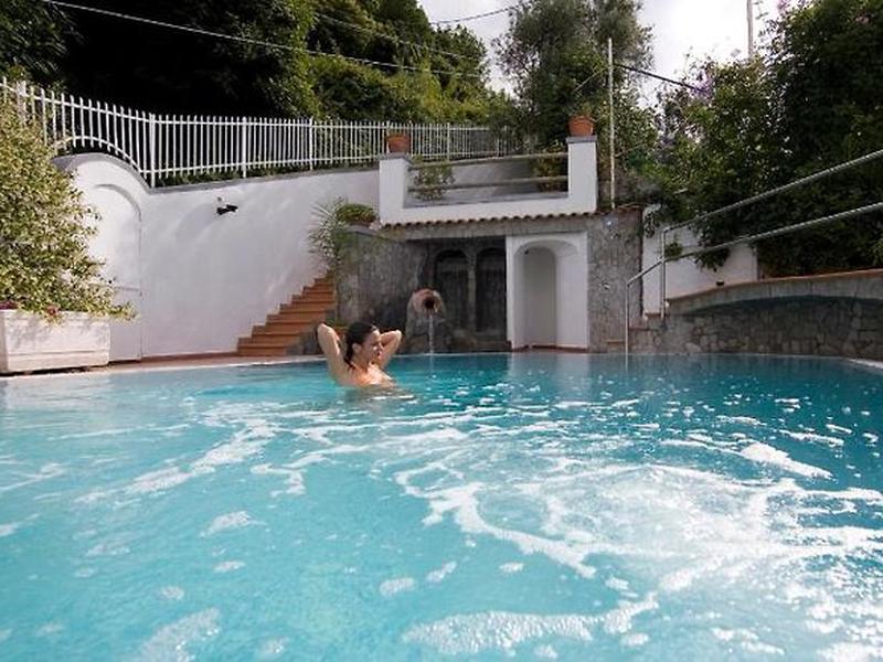 FF3465A197796561CF95B83E95B85854