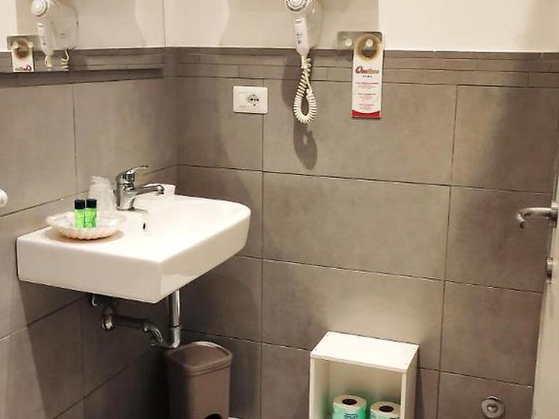 79394EAE372323521C701C86AC4B0215