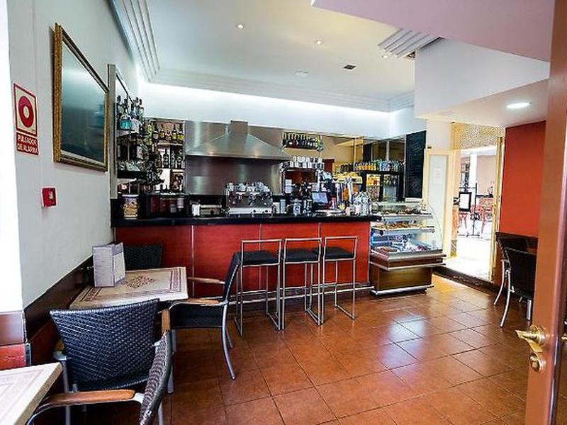 BFAB7F135044411D2CC2E5E2486DA404