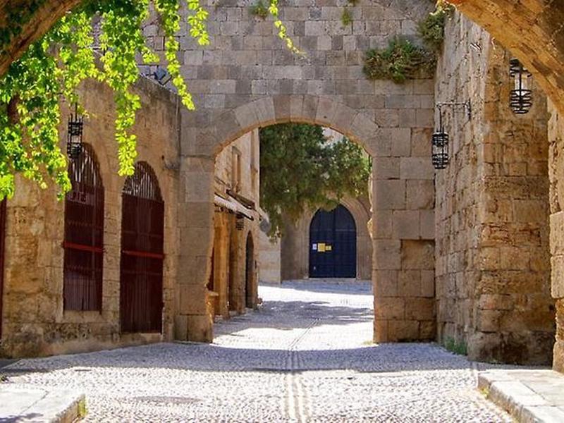 E164B3CD219672DAB566E858DF07707A