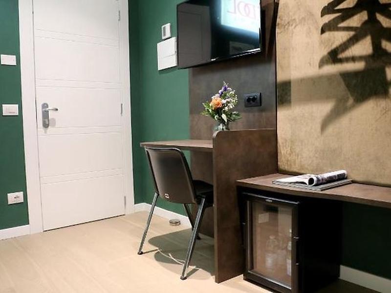 6C1A2EC6938AE90F0392CC8C193B62E9