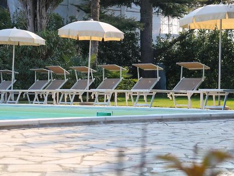 F4C8CC44975E4CC2394E624A0C08A402