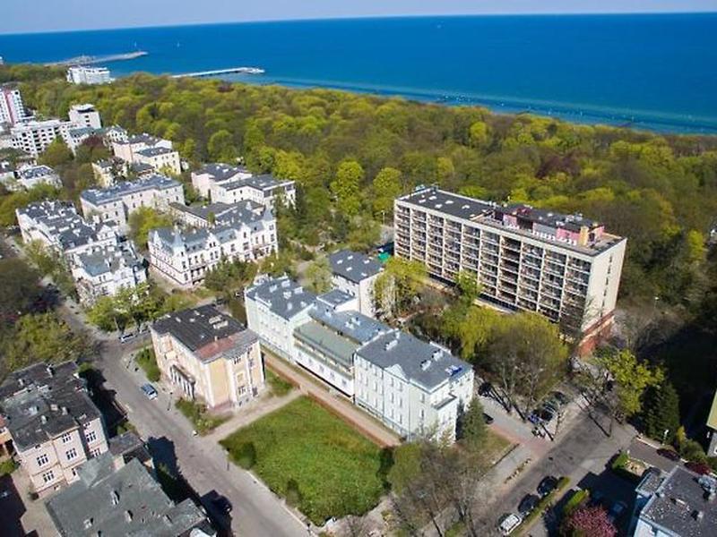 F3EBBACBEA538600496713F68472175B