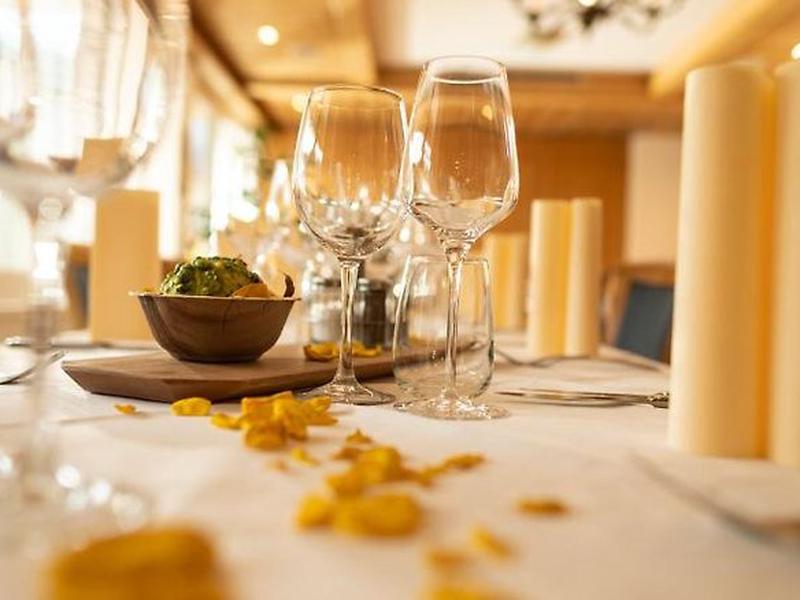 EBC0072817C671A3C8A5D6177AD160C7