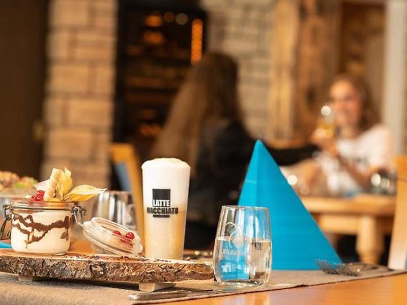 6CA0FCE8E7E328A6EB7784EA4E5B0B0F