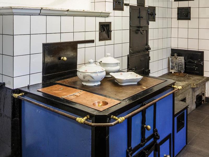 004C24E46B8C9DBE552F8985D2A84A90