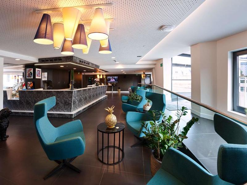 D27D3BA856F9515D2C1520CD843ADB31